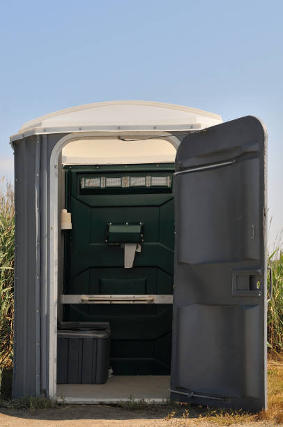 Best Affordable portable toilet rental  in St Anne, IL